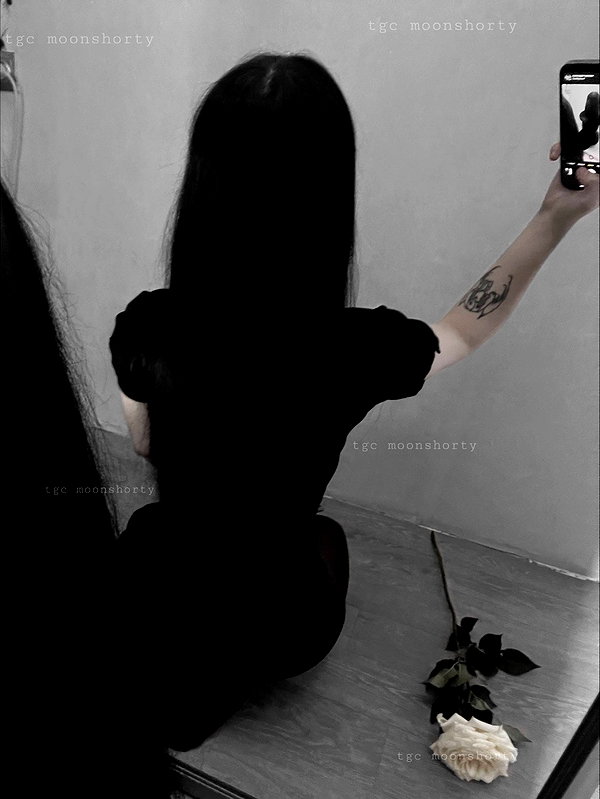 glowmoonshorty instagram image archive image