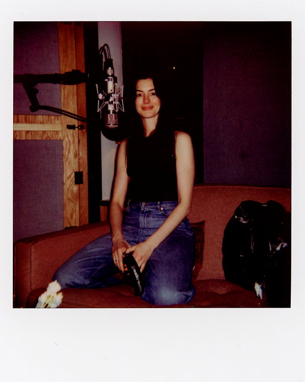 annehathaway instagram image archive image