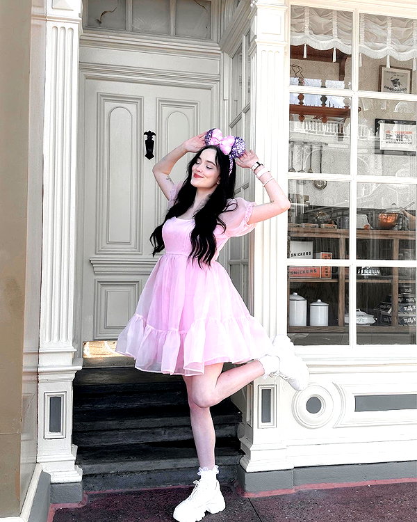 1uvgabi instagram image archive image