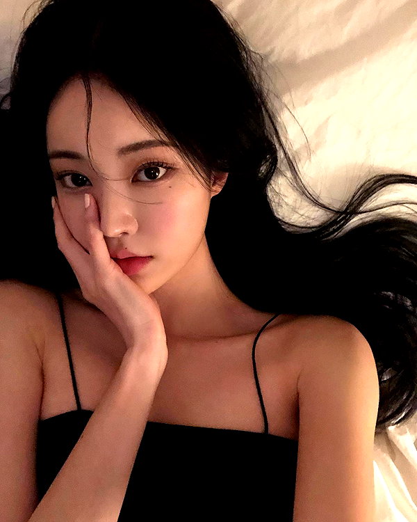 daxbin instagram image archive image