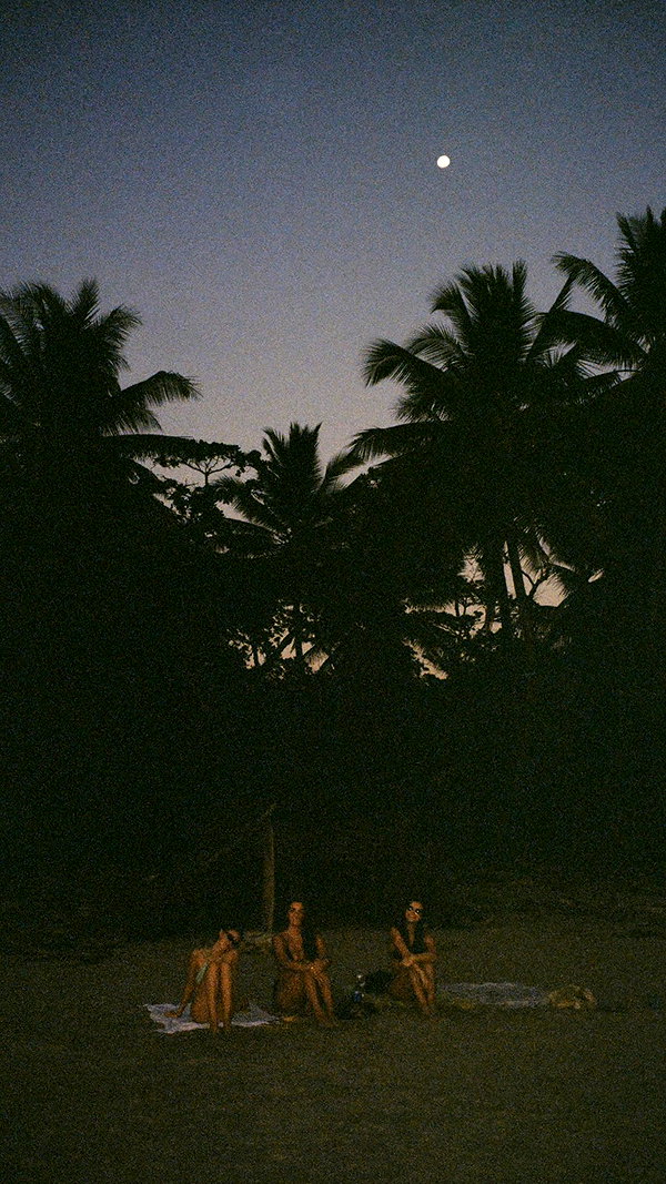 pia__kim instagram image archive image