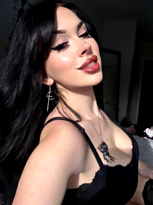 rixiadigivolved archive image
