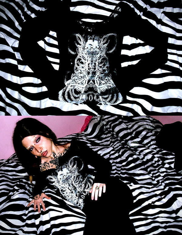 Archived image from @cyberangelz.shop on Instagram