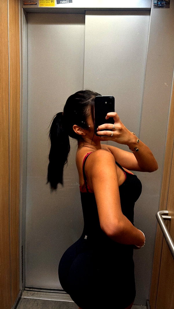 paula_valentina_gomez instagram image archive image