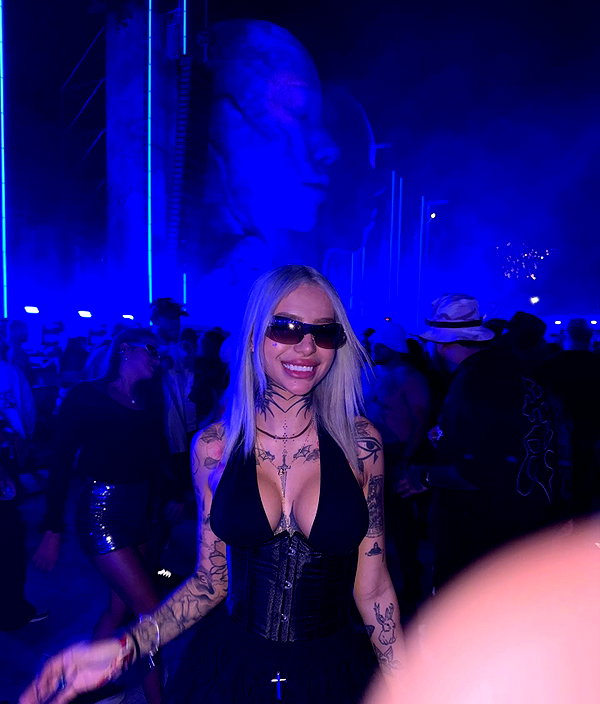 barbie_vampi instagram image archive image