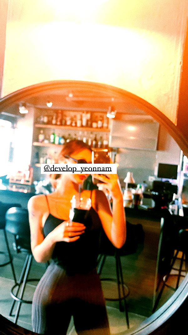 Archived image from @heroineseen on Instagram
