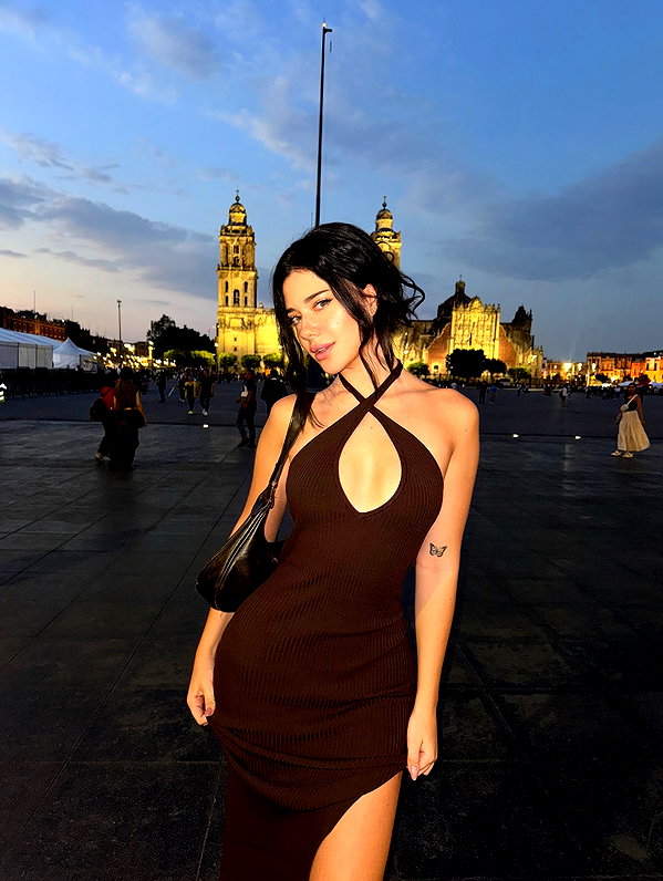 vanessa.rhd instagram image archive image