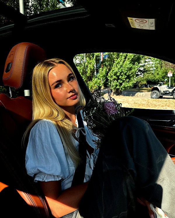 lilih instagram image archive image