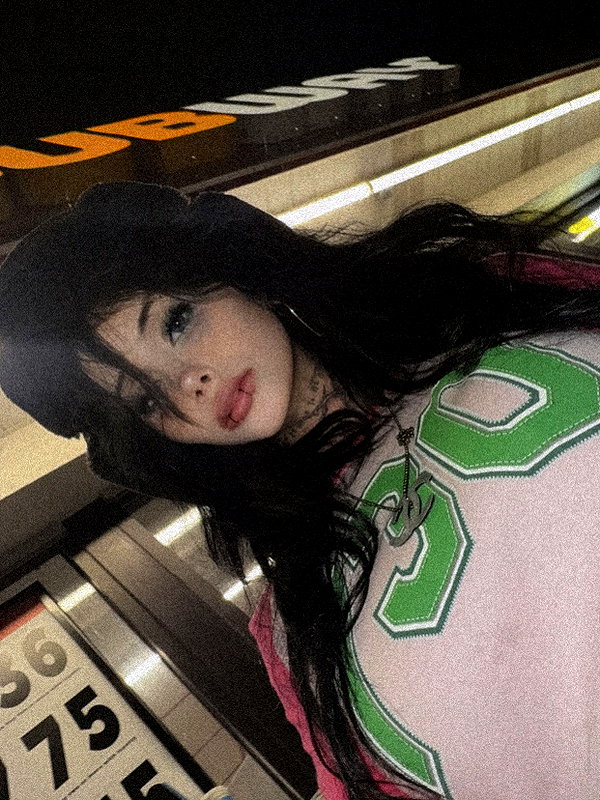 zommmbri instagram image archive image