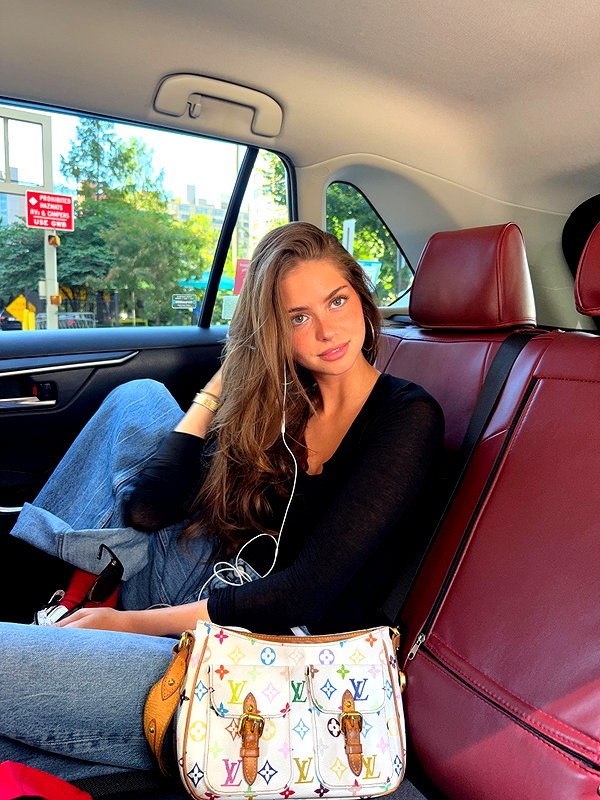 luciaaferrato instagram image archive image