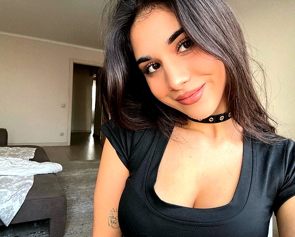 owlydiaa instagram image archive image