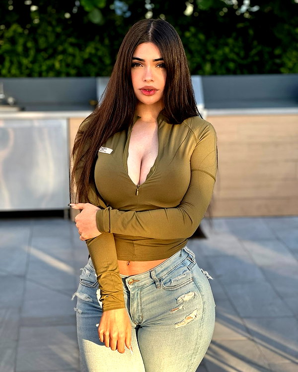 alinnarosee instagram image archive image