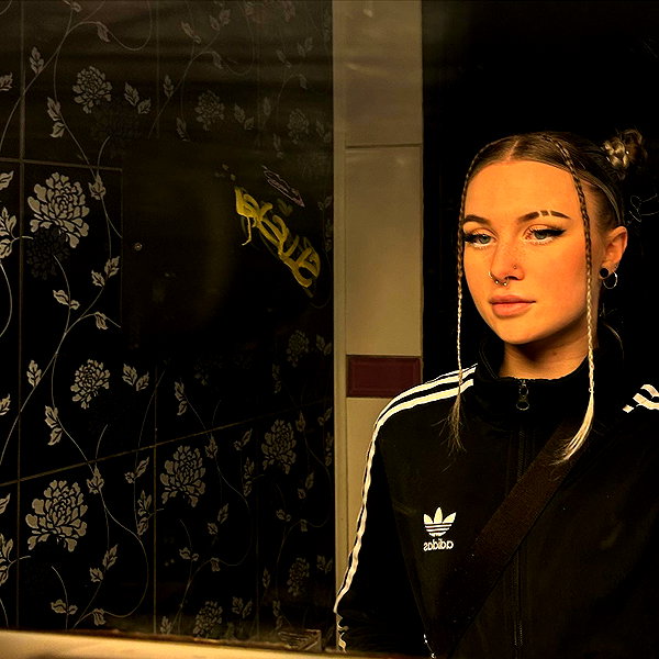 charley.chambers instagram image archive image