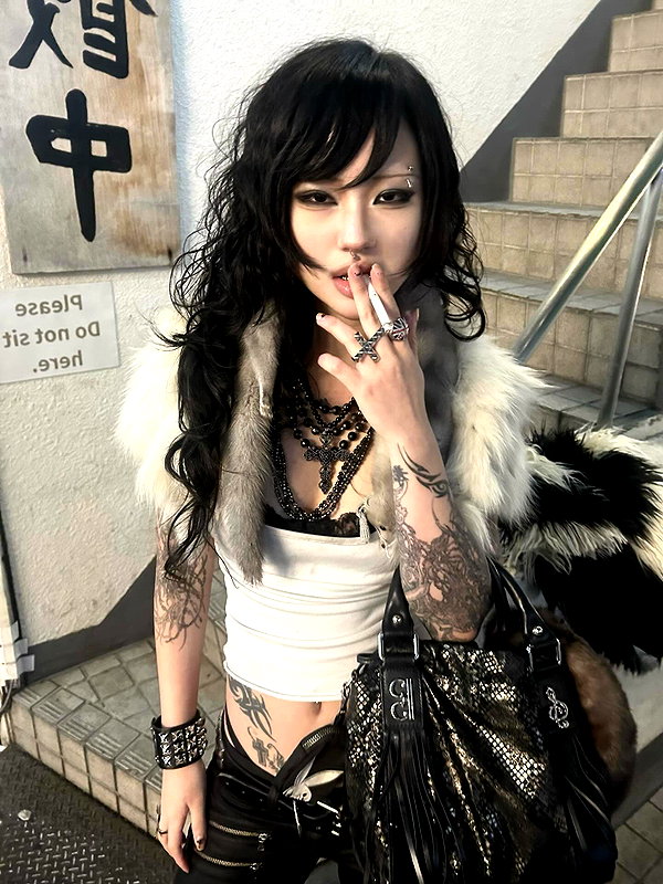 biohazard.g1rl instagram image archive image