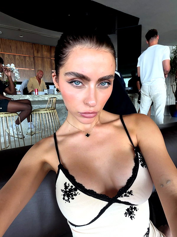 laurenhamden instagram image archive image