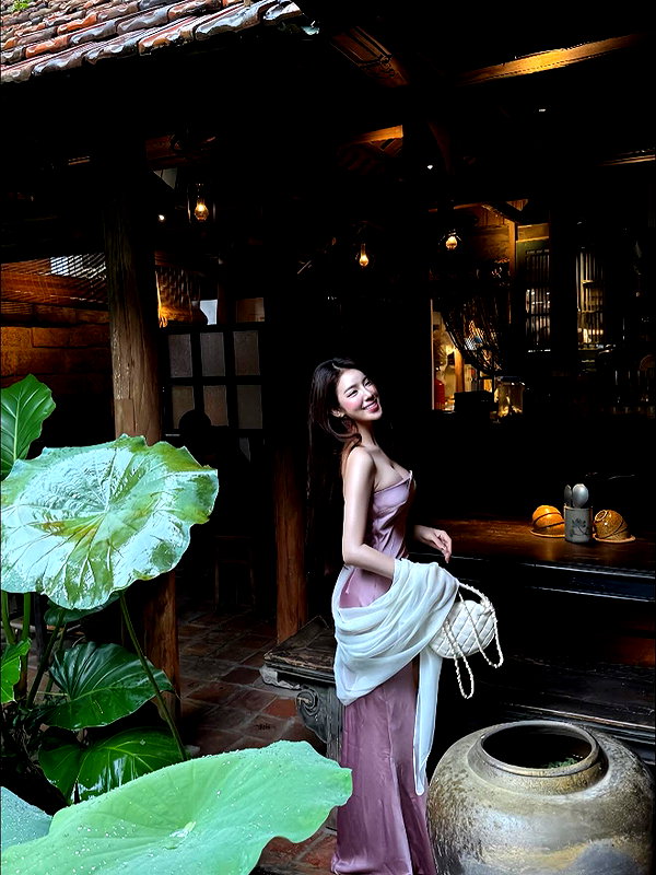 lyhythuedoxinh instagram image archive image