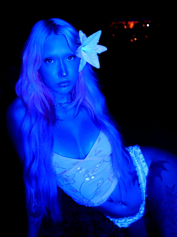 charleygrayyy instagram image archive image