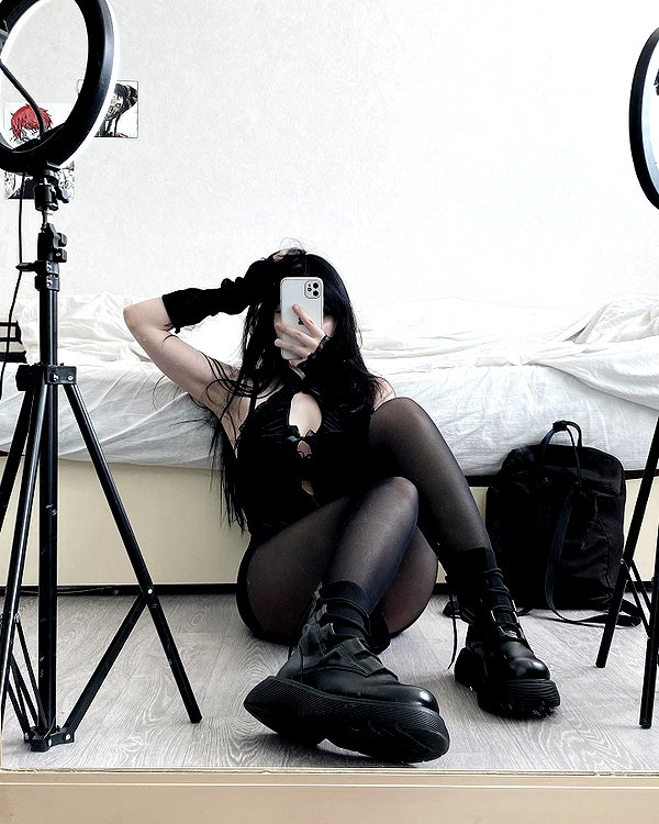 glowmoonshorty instagram image archive image