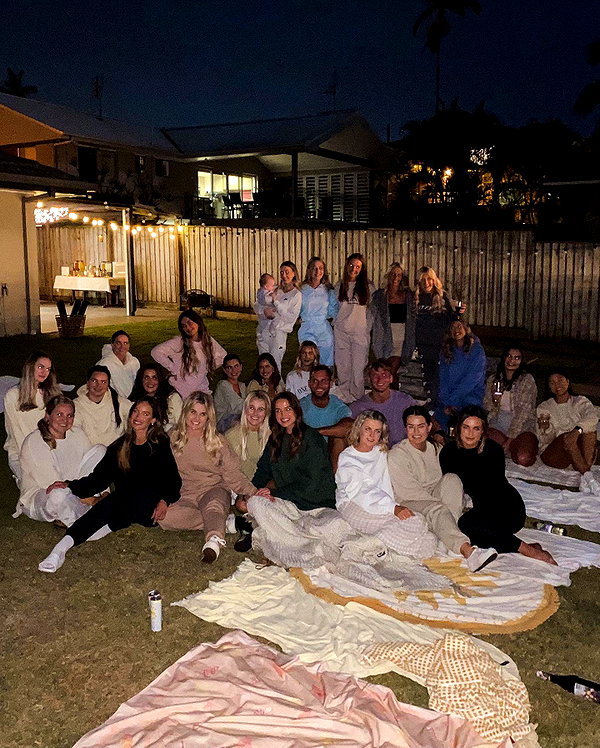 olivia.mathers instagram image archive image