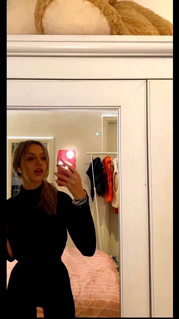 federica.piccinni instagram image archive image