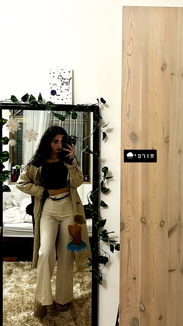 __yaheli_ instagram image archive image