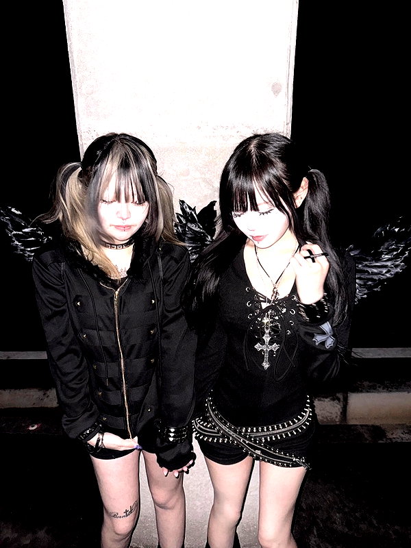 9unxx7 instagram image archive image