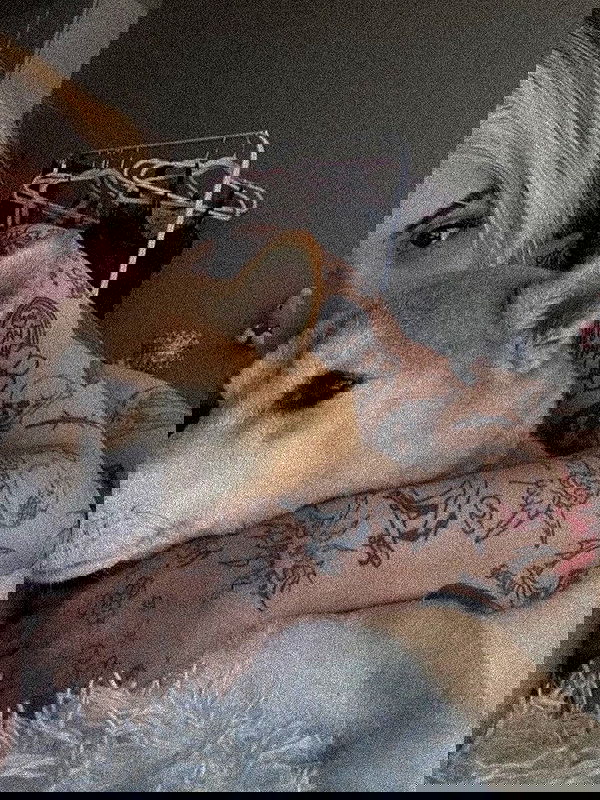 zommmbri zommmbri archive image