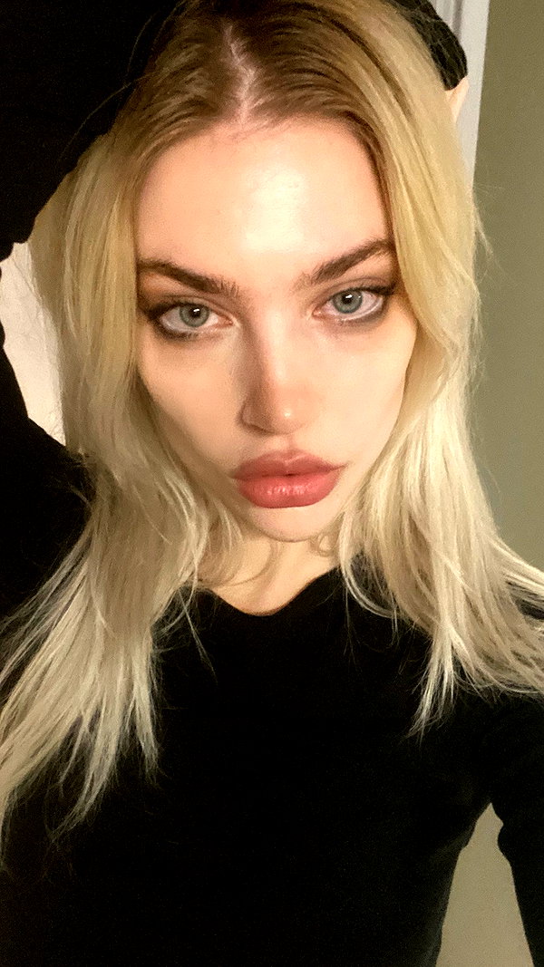 alien.hanna instagram image archive image