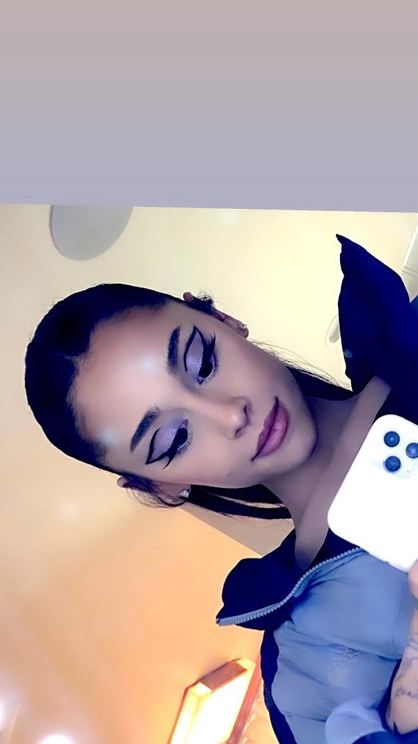 arianagrande instagram image archive image