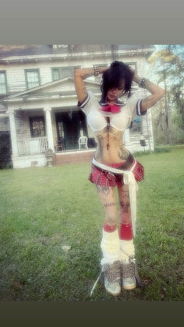 zommmbri instagram image archive image