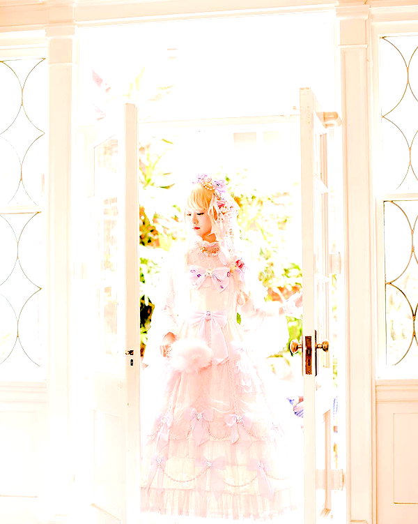 muze instagram image archive image