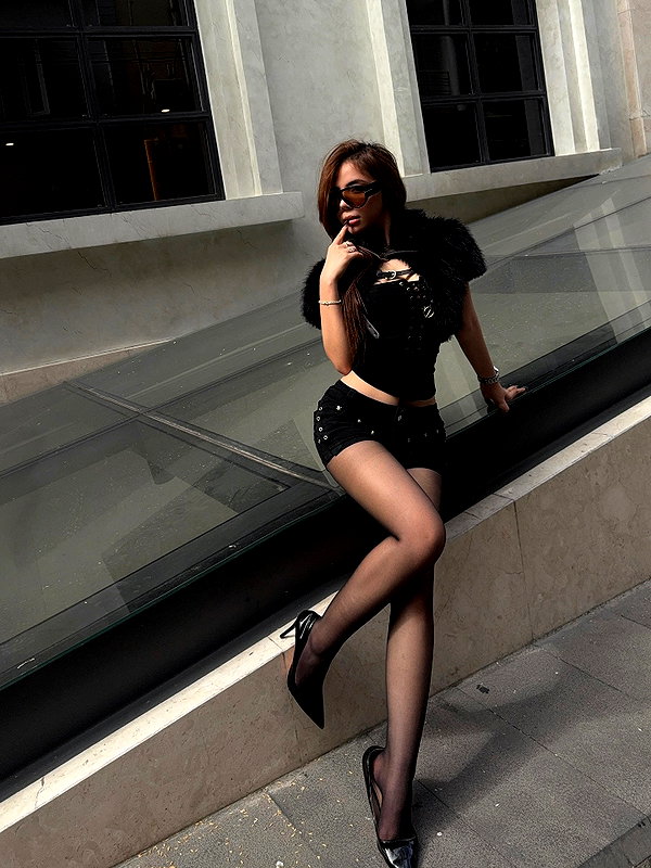 lyhythuedoxinh instagram image archive image