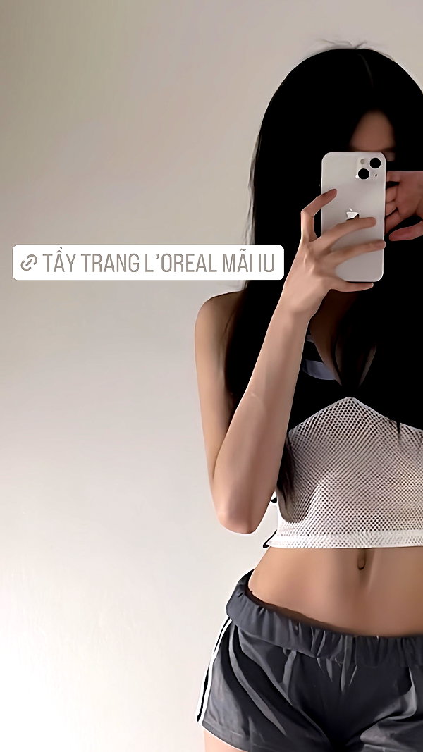 Archived image from @nhimowi on Instagram