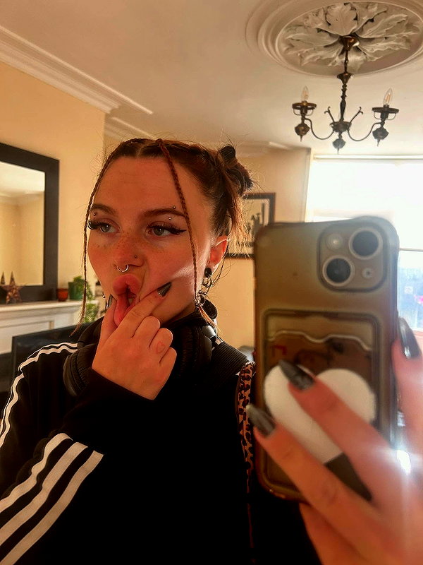 charley.chambers instagram image archive image