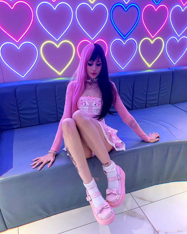 jadelaverne instagram image archive image