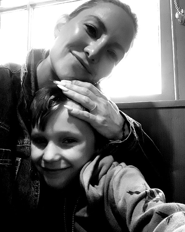 katehudson instagram image archive image