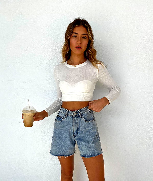 dekota_thompson instagram image archive image