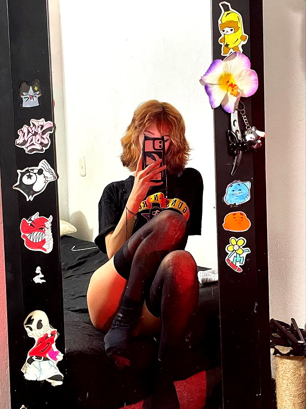 shevaal_x instagram image archive image