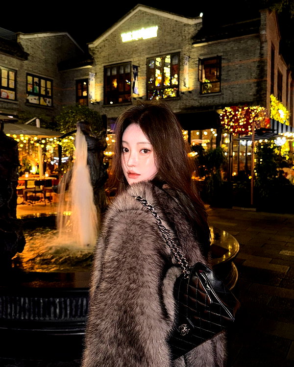daxbin instagram image archive image