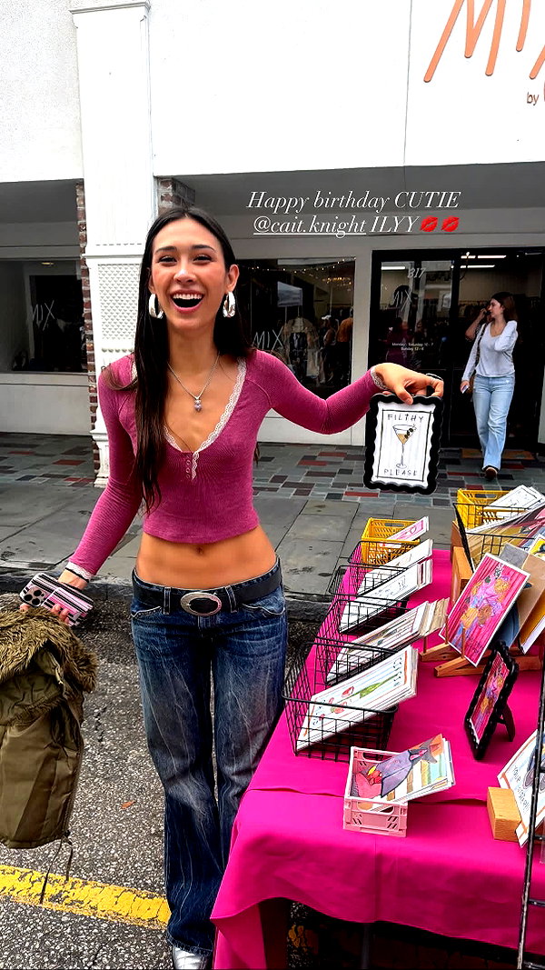 cait.knight instagram image archive image