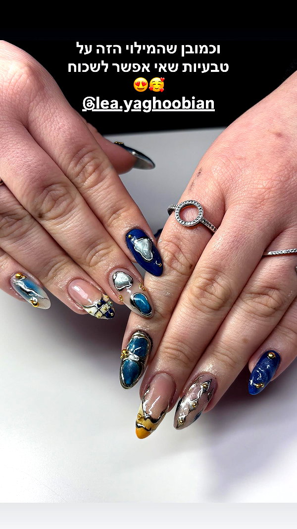 nails.by.natashi instagram image archive image