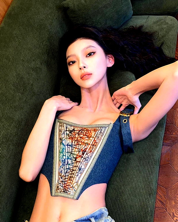 fair_mua instagram image archive image