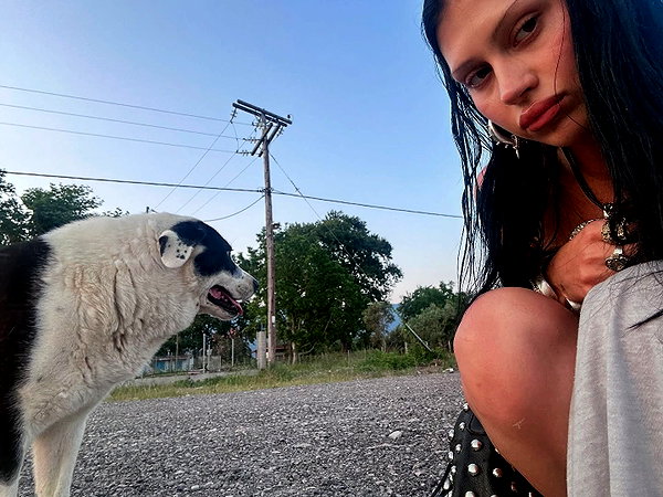 karolinaawasik instagram image archive image