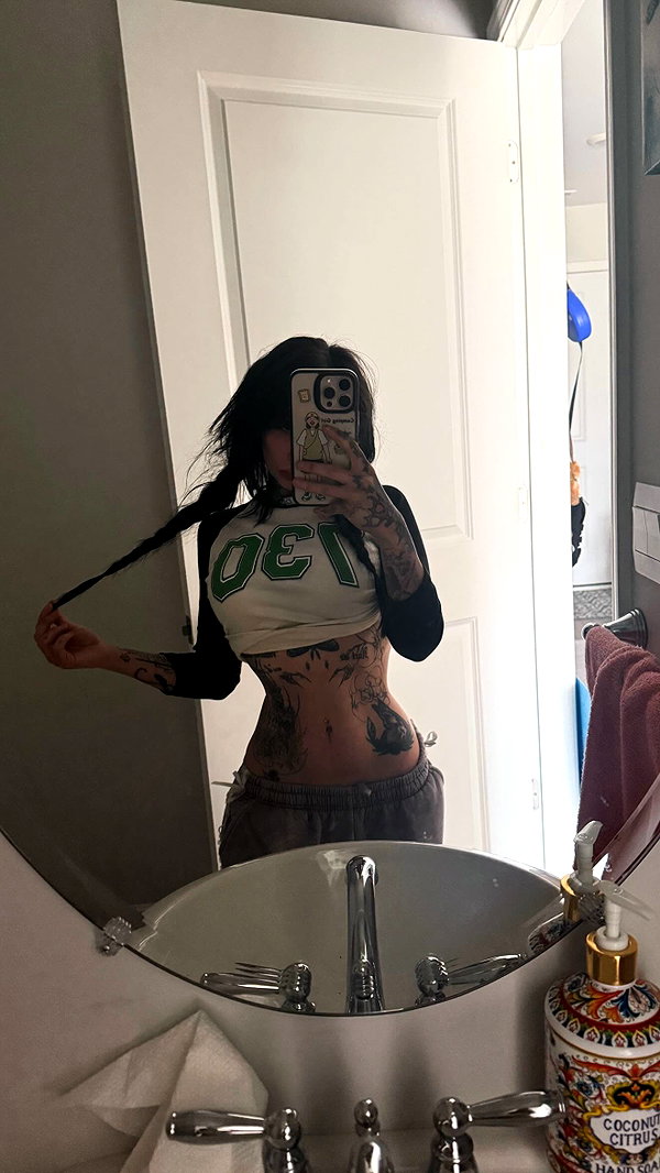 zommmbri instagram image archive image