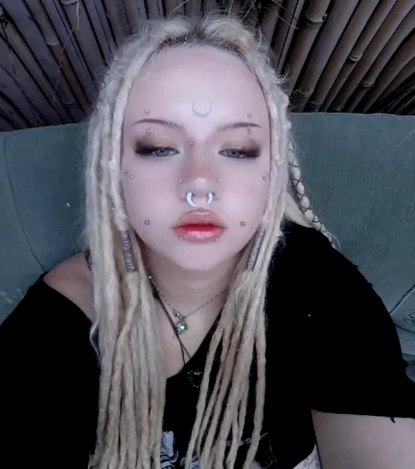 moonyyyya moonyyyya archive image