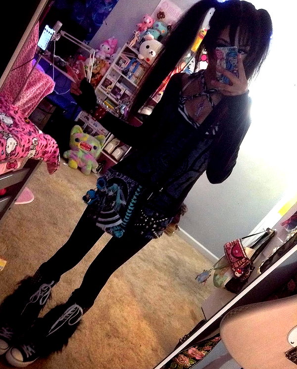 twodollie instagram image archive image
