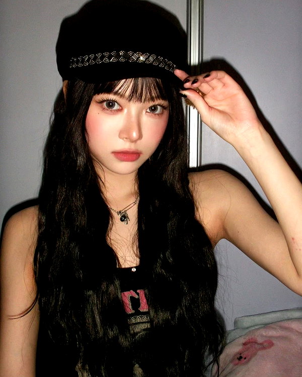 hhh.e_c.v instagram image archive image