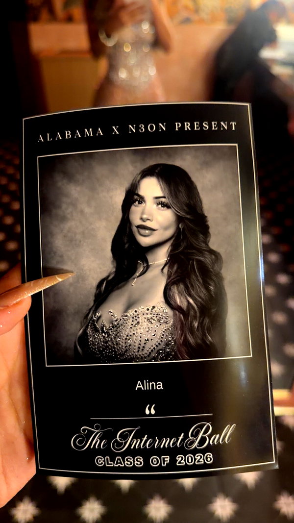alinnarosee instagram image archive image