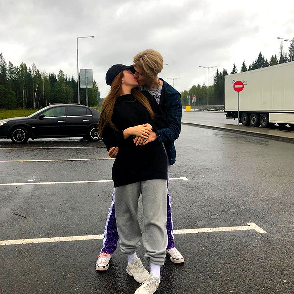 veroni22ka instagram image archive image