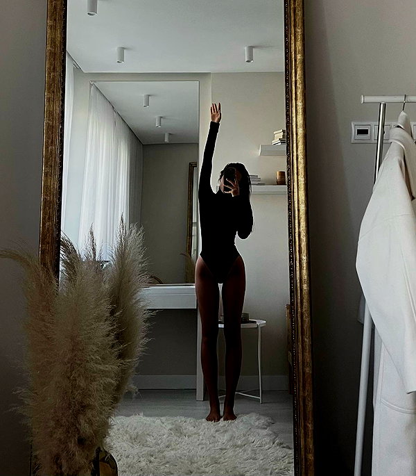 veroni22ka instagram image archive image